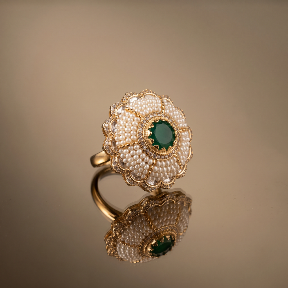 Side detail of Ravisha pearl bloom statement ring — Ozel