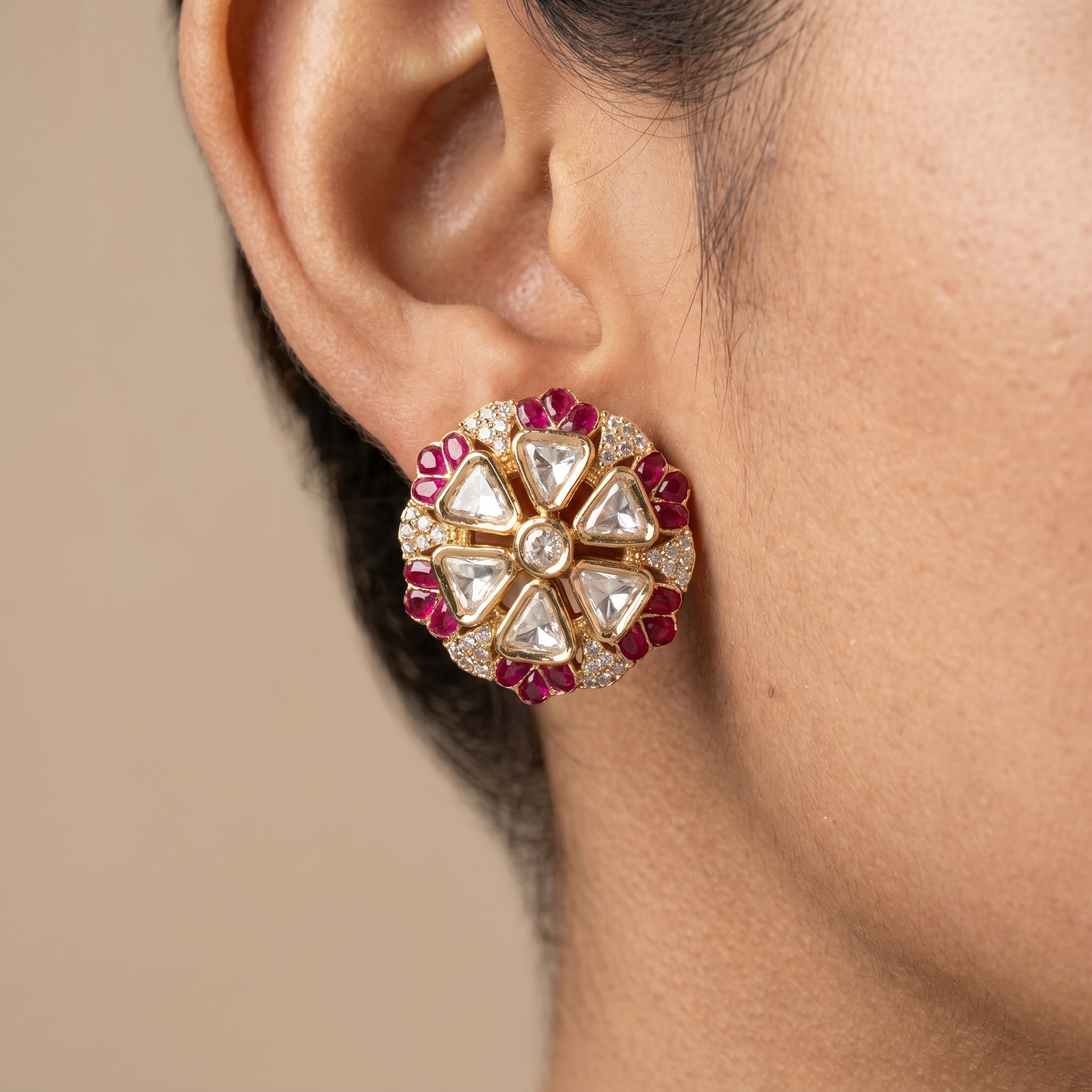 Sharvini stud earrings – refined Indian heirloom by Ozel