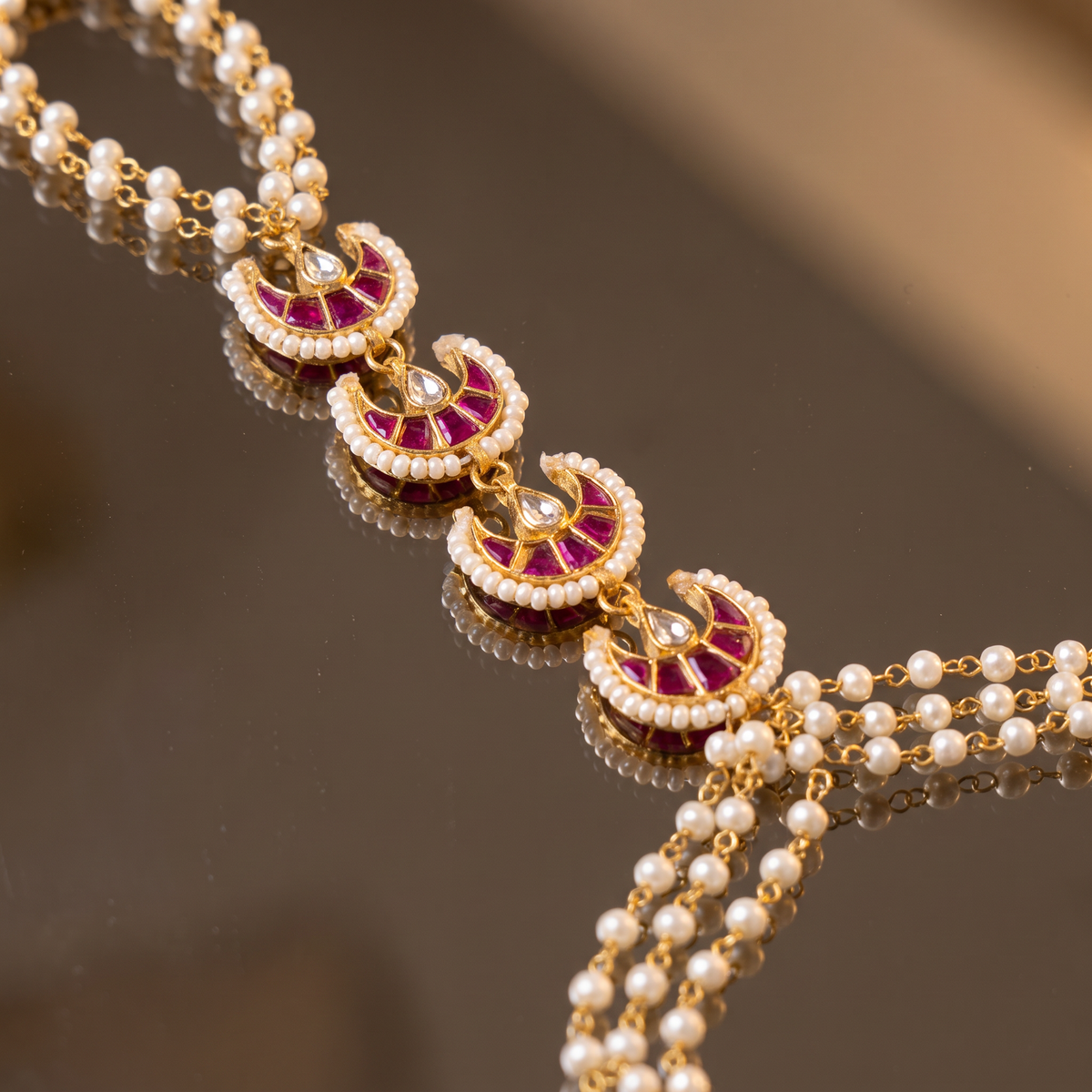 Suvira Ruby Pearl Haathphool