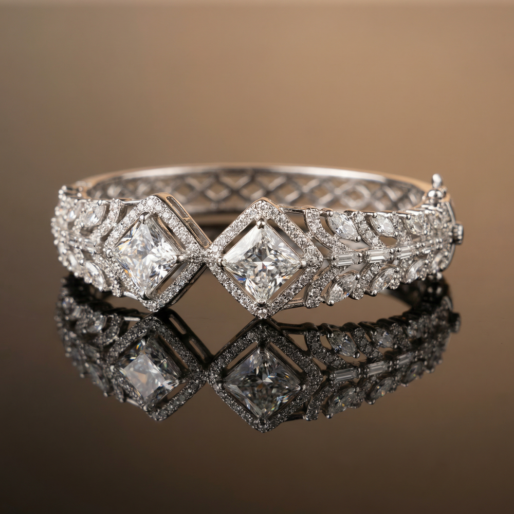 Yashika diamond statement cuff – detail view by Ozel