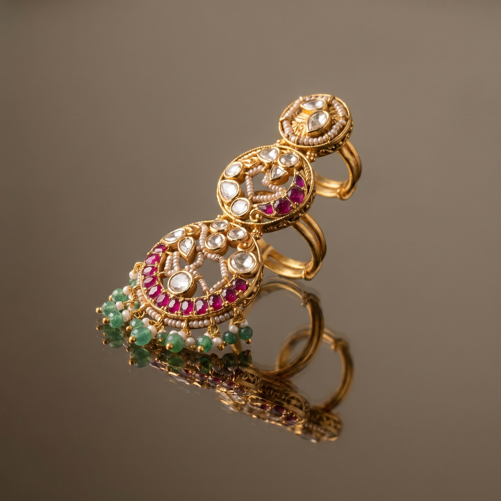 Zuharika Noor ring – detail view by Ozel