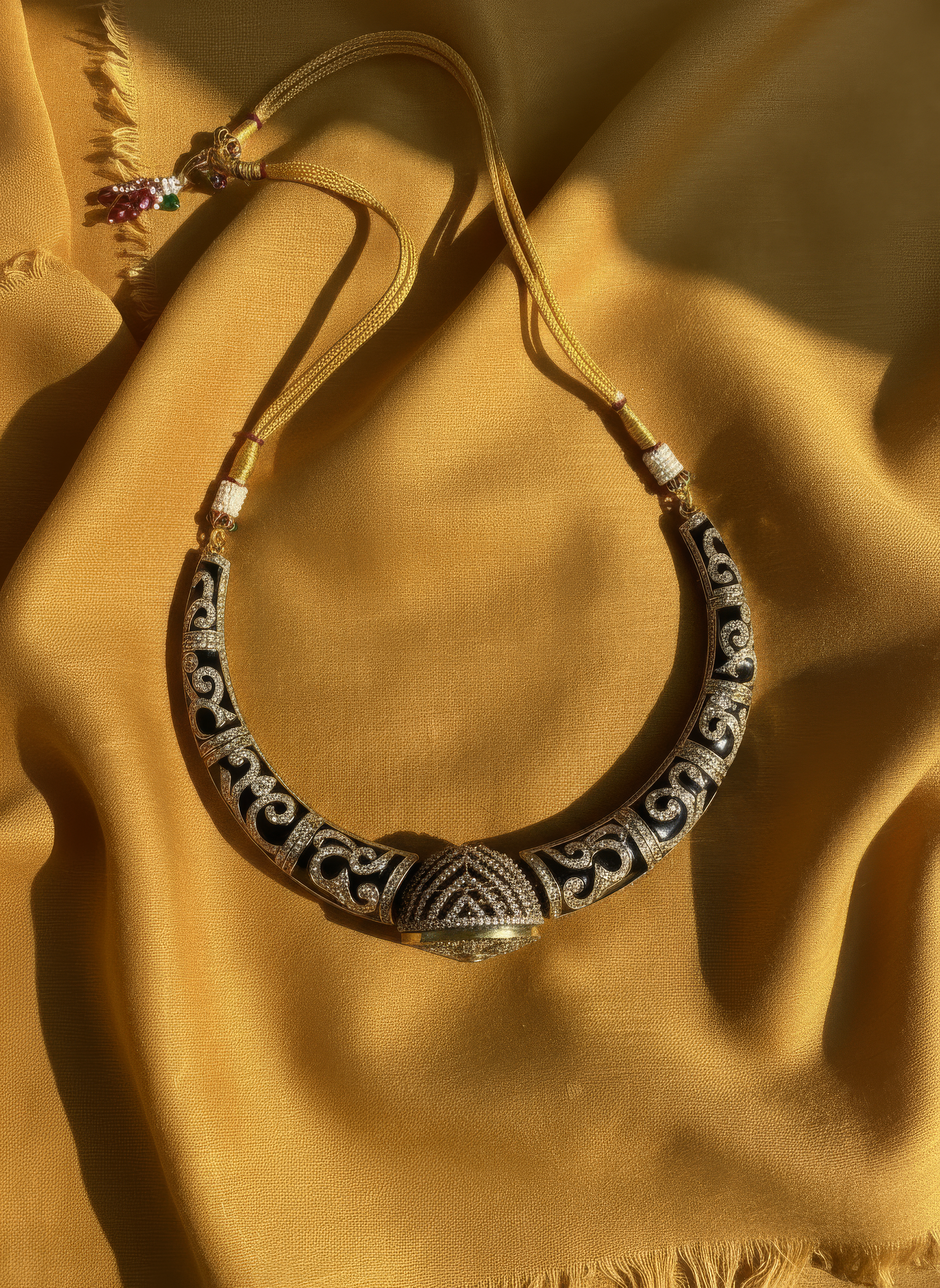 Black Enamel Hasli Necklace with earrings