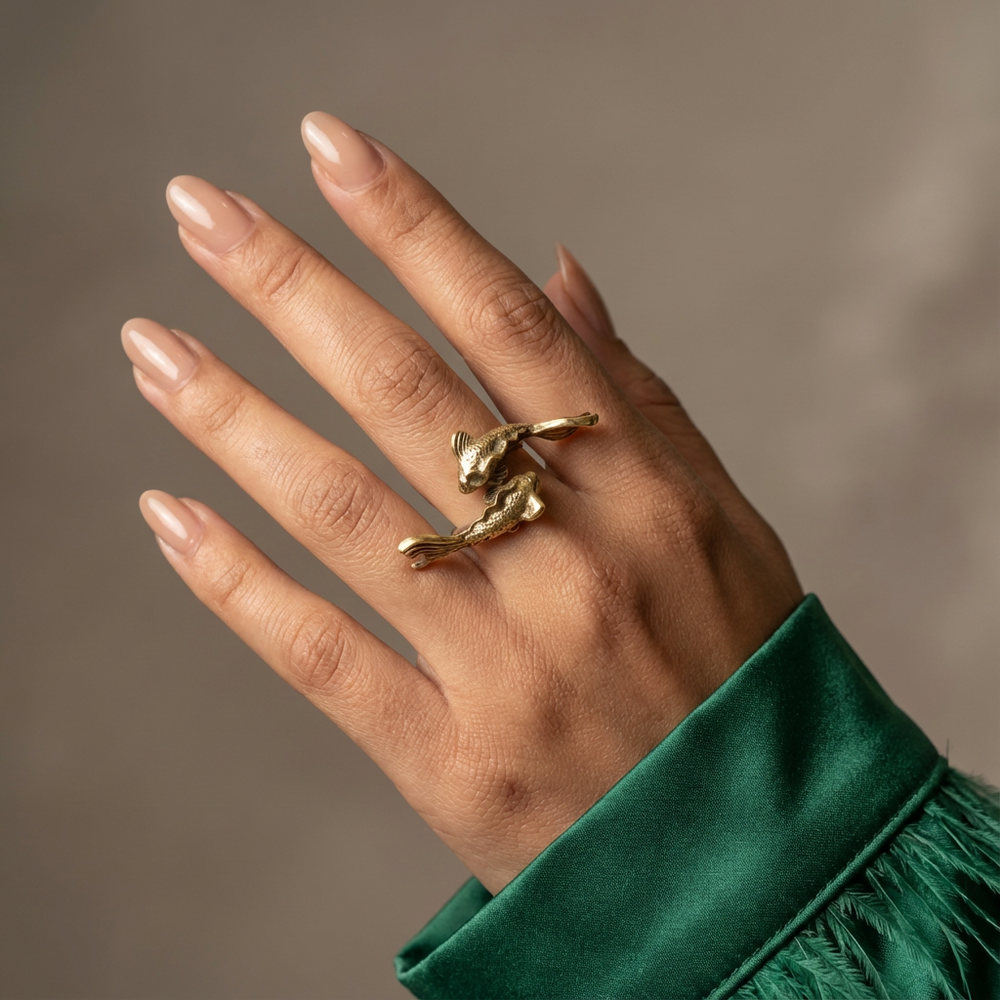 Koi current ring – worn on finger by Ozel