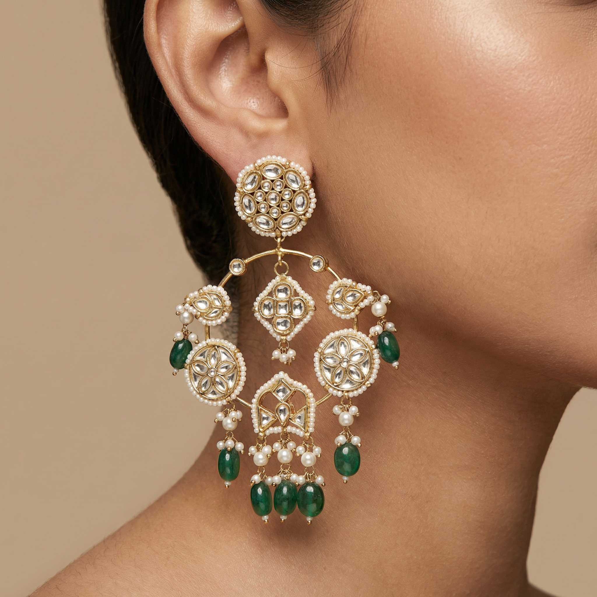 Mahira Emerald Earrings