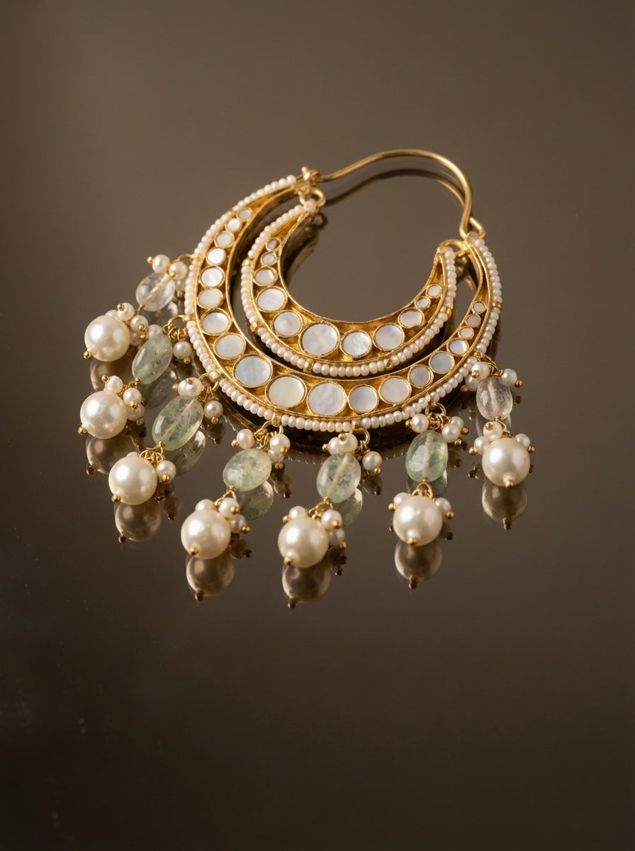 Nooréva – chandviel earrings by Ozel