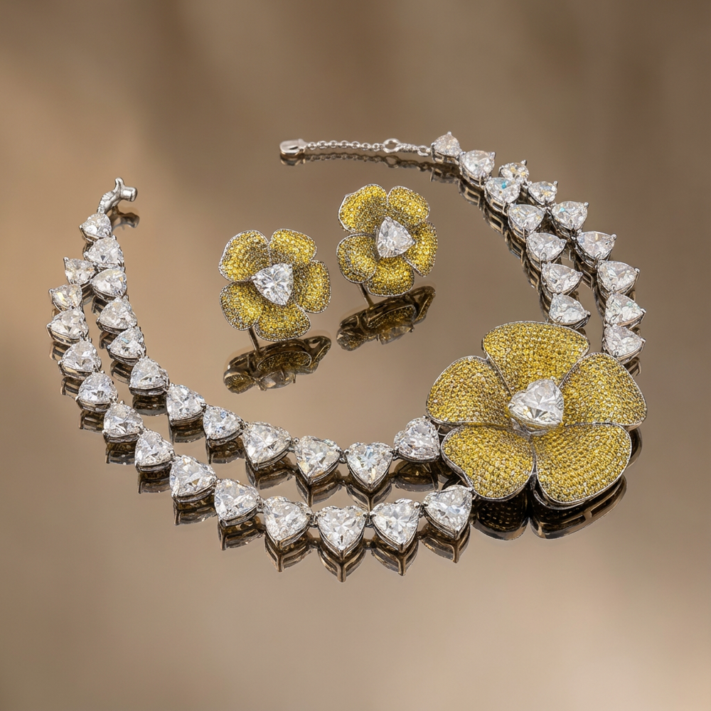 Aurélia bloom necklace and stud earrings set – bloom necklace detail by Ozel