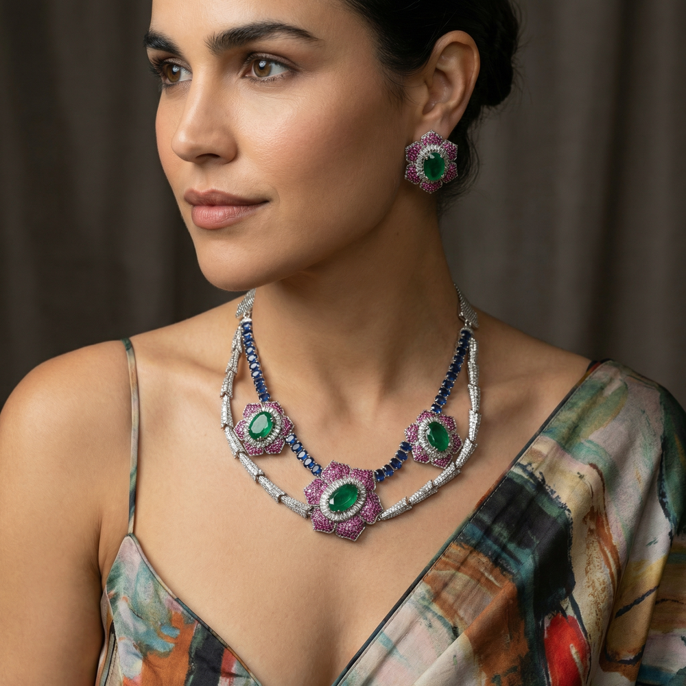 Sora designer necklace set – necklace detail close-up by Ozel