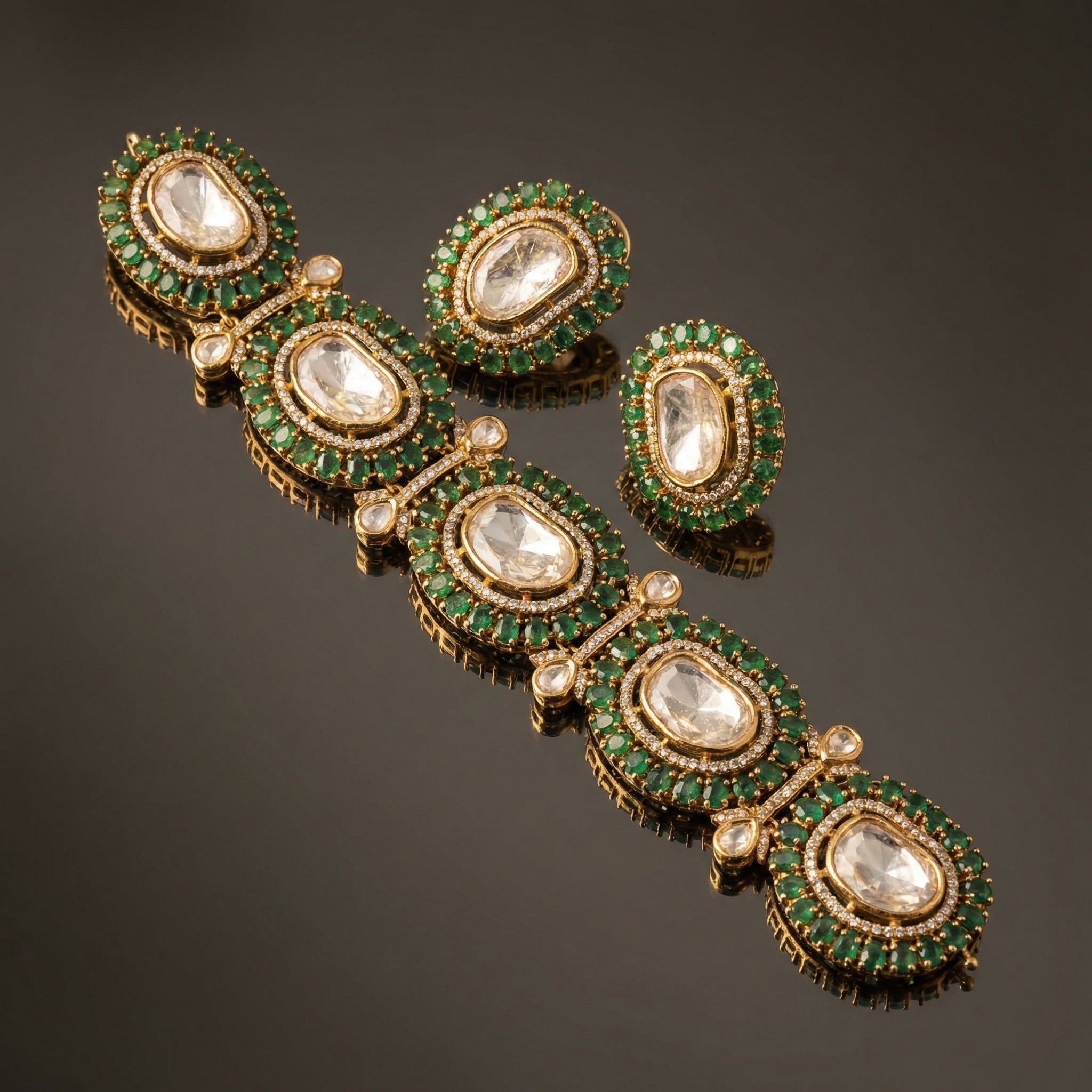 Elowen emerald choker set – full set with earrings by Ozel