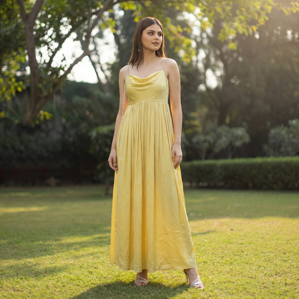 Butter sorbet maternity gown – soft drape silhouette by Ozel