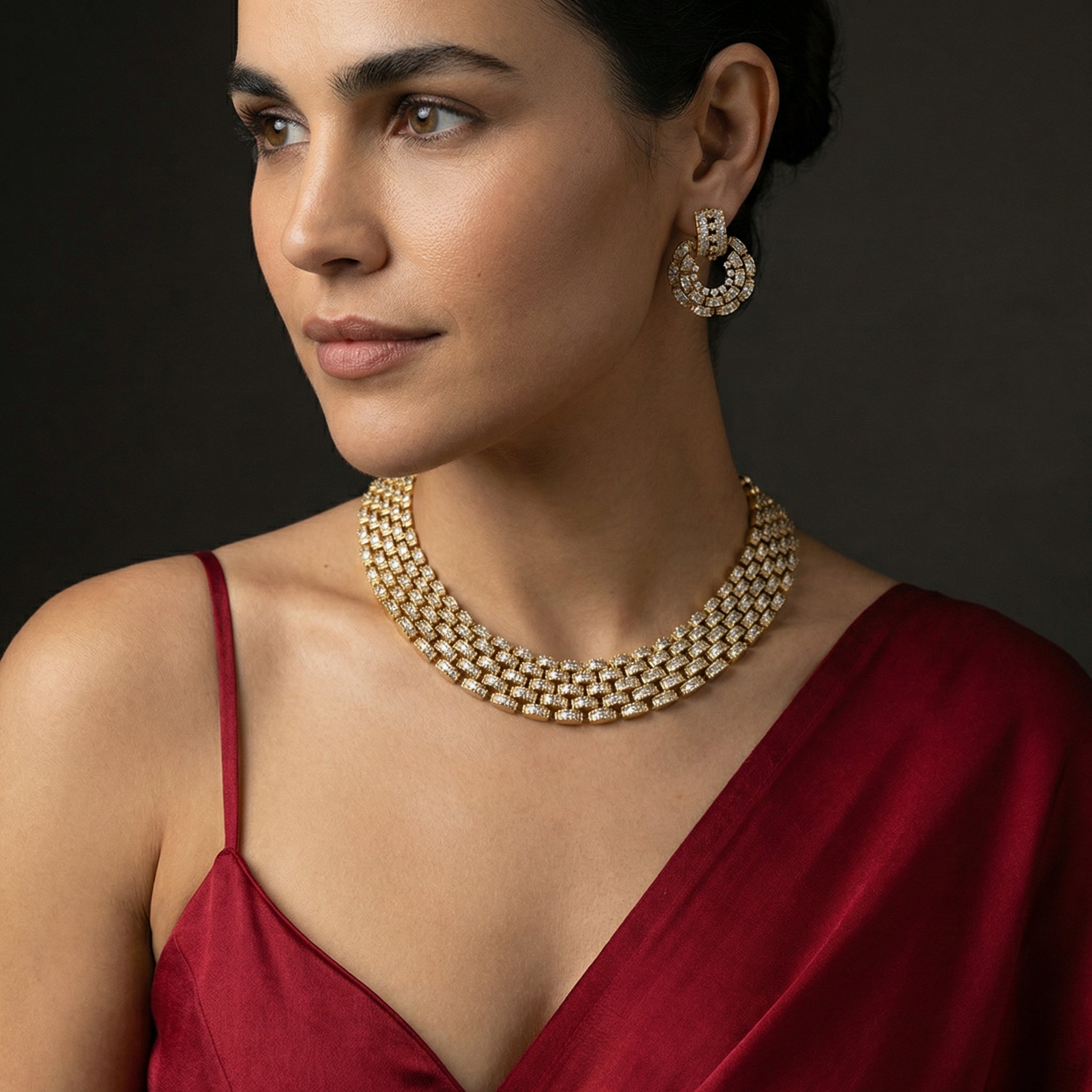 Luxe AD Necklace Set