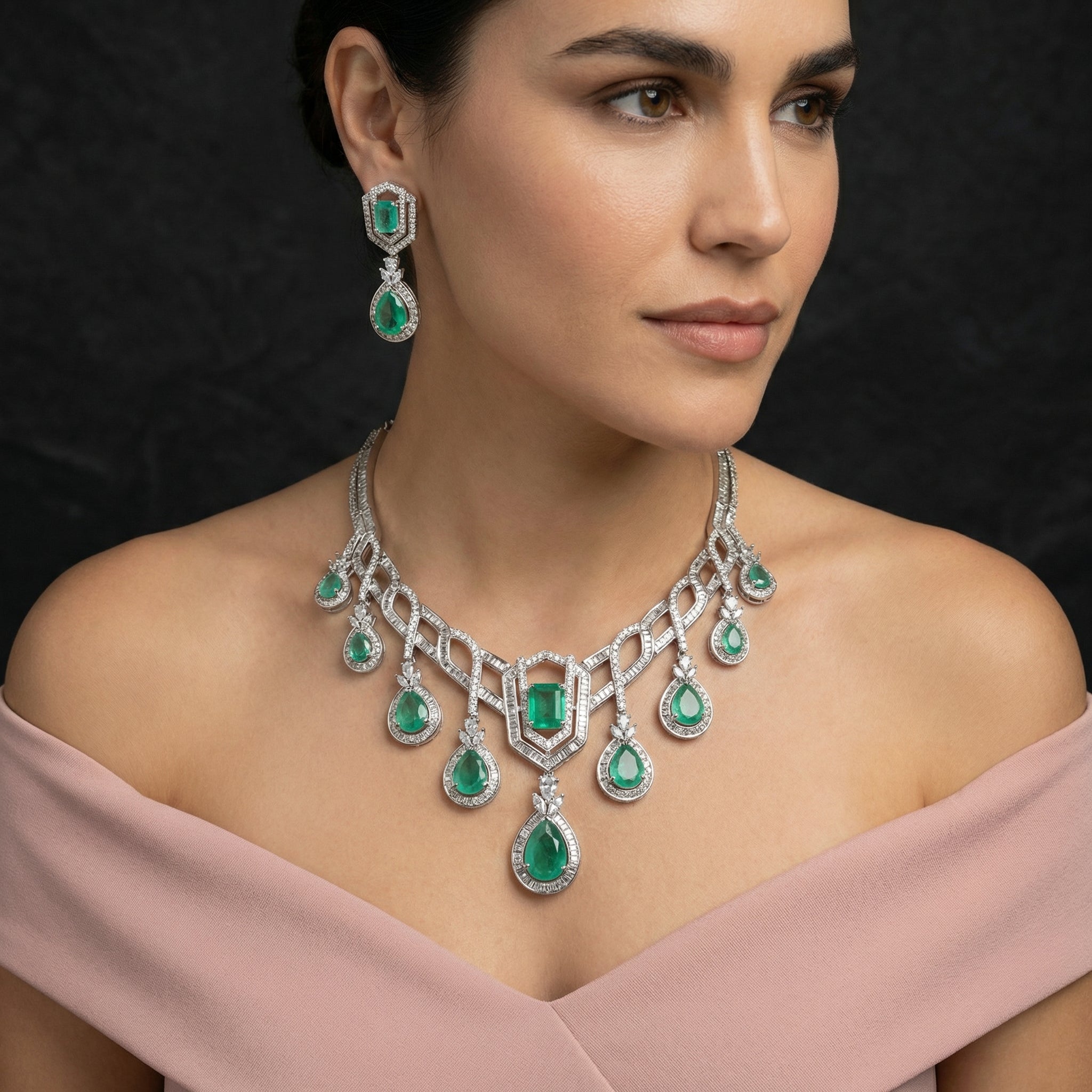 Élan Royale Necklace Set