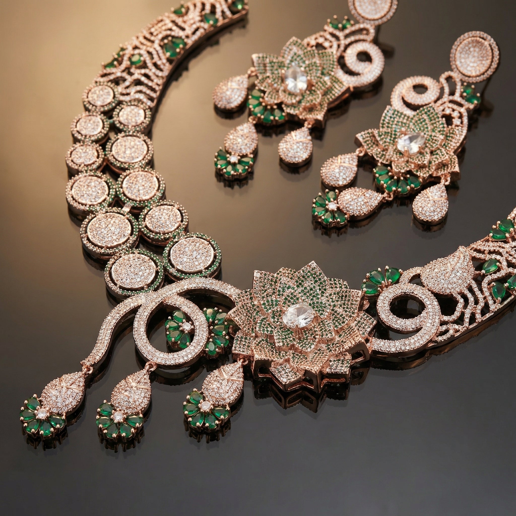 Lotus Grandeur Necklace Set