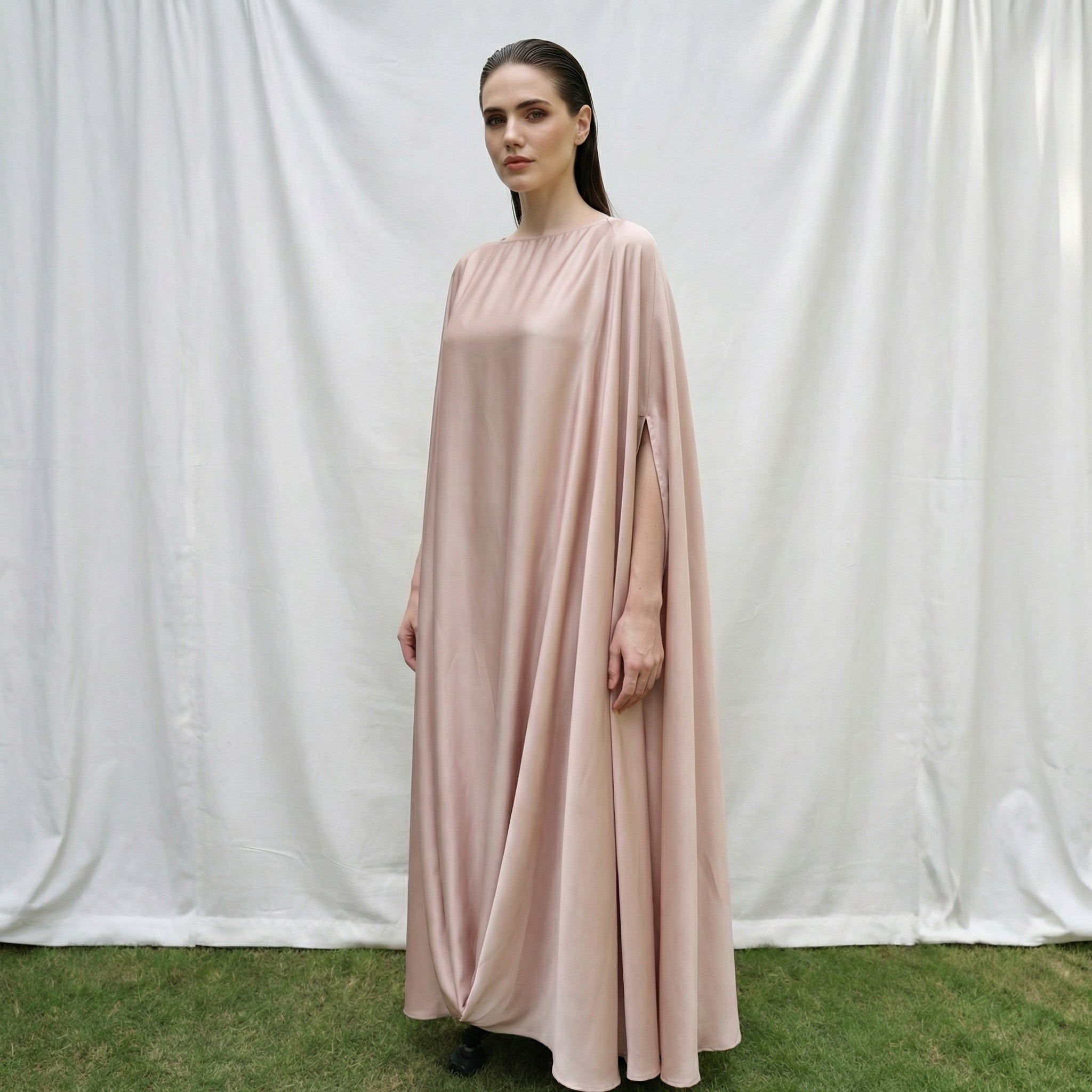 Zayna Kaftan Rose Gold – festive flowing kaftan by Ozel