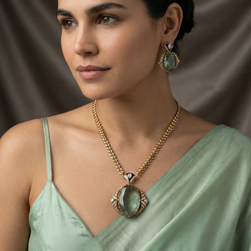 Sage Aura Pendant Necklace Set – sage-toned heritage pendant by Ozel