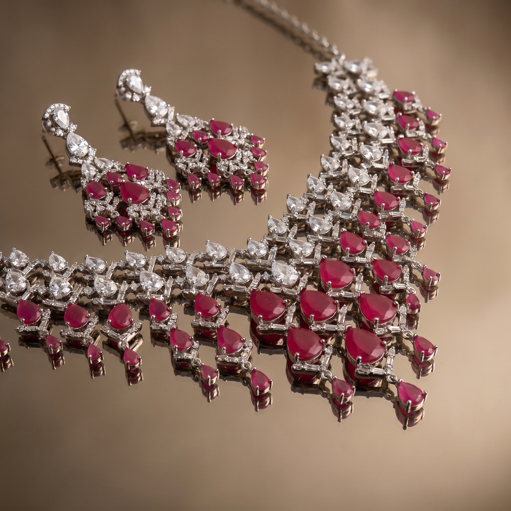 Shamita regal ruby cascade set – detail view by Ozel