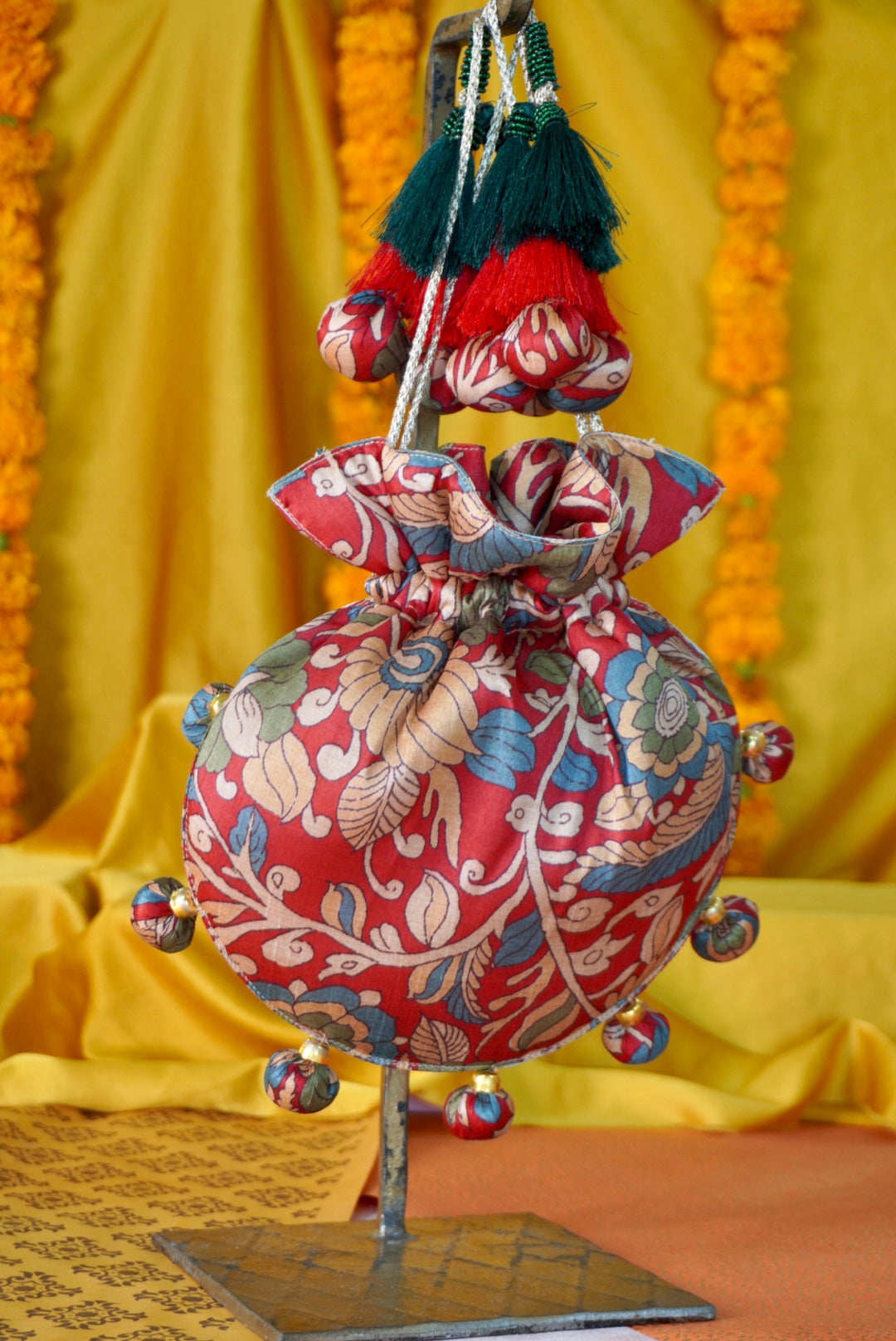 Kalamkari print potlis U shape bag