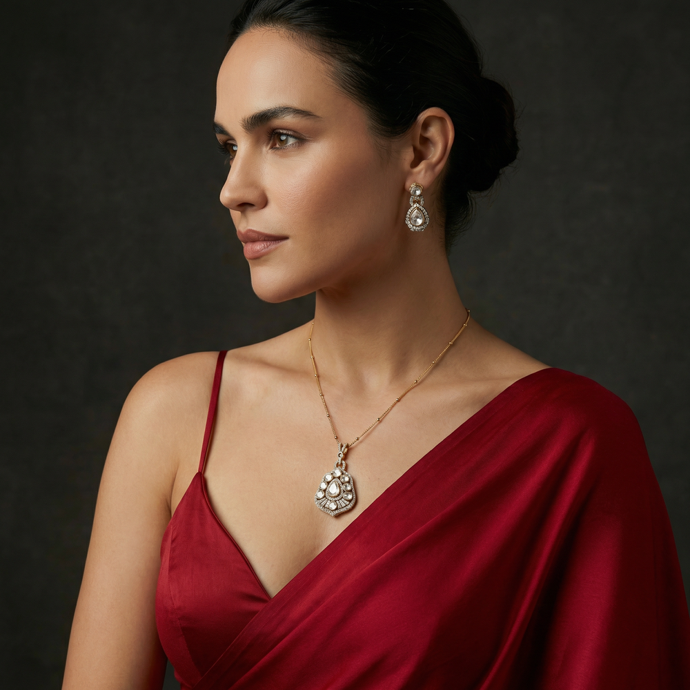 Avelira – whisper pendant necklace set by Ozel