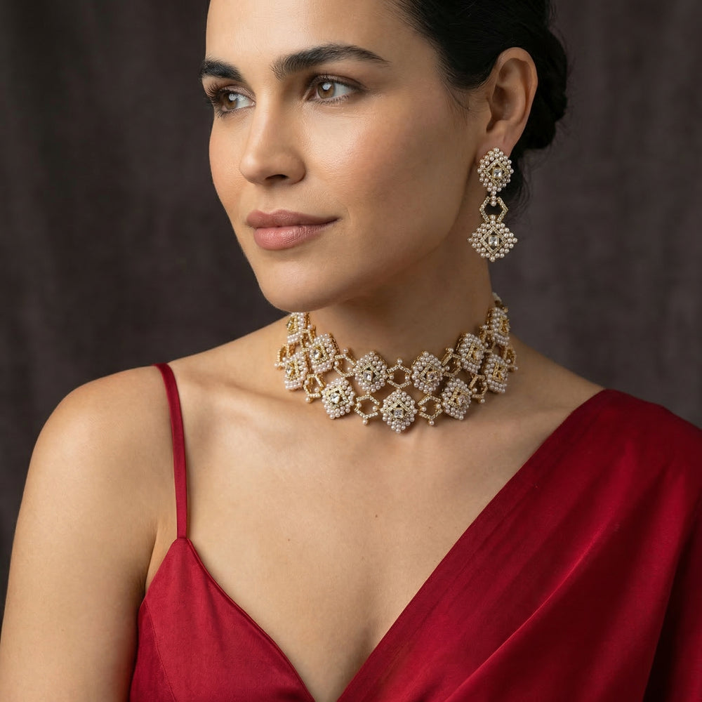 Pritha – pearl lattice choker set by Ozel