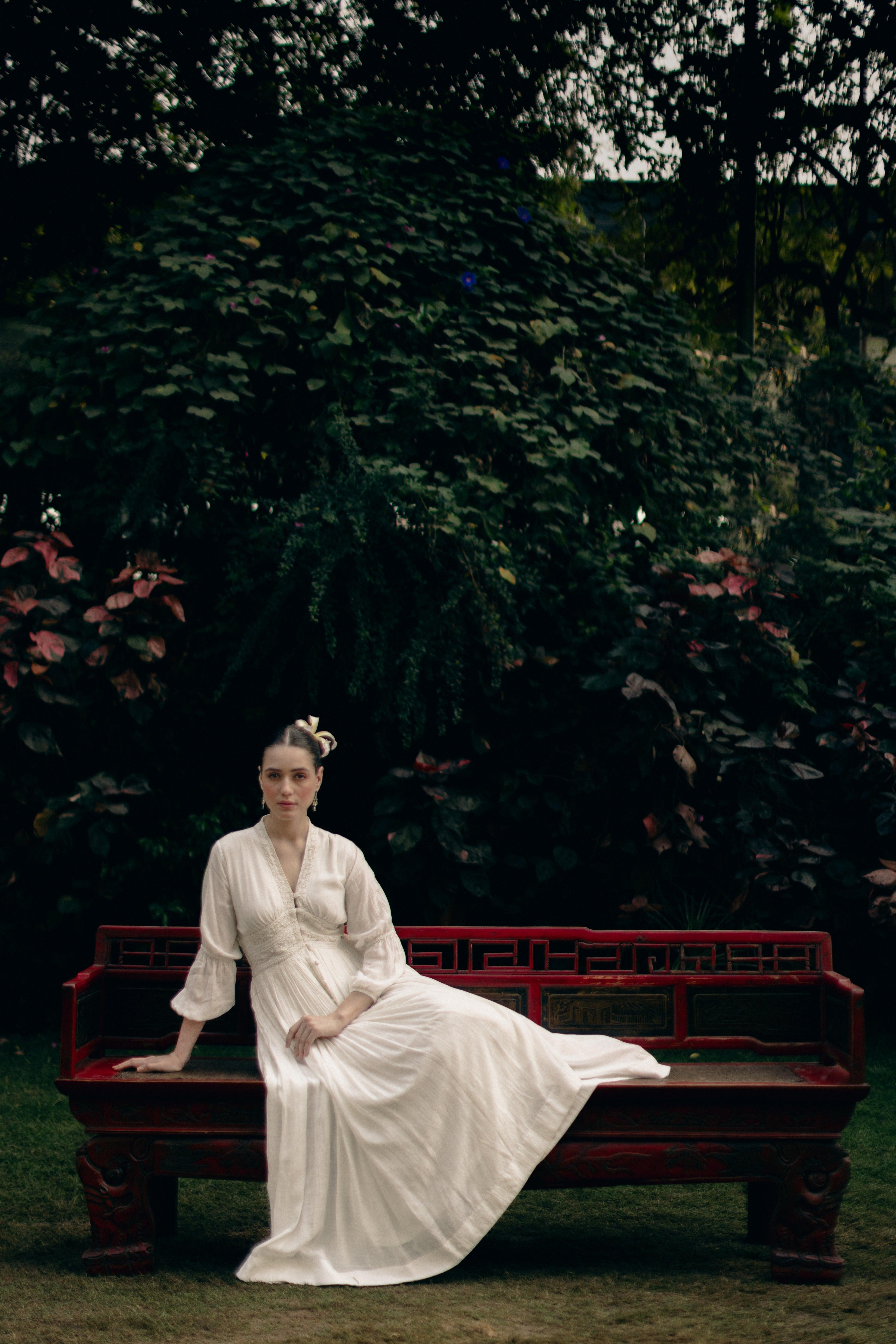 Amara Long White Dress - Ozel
