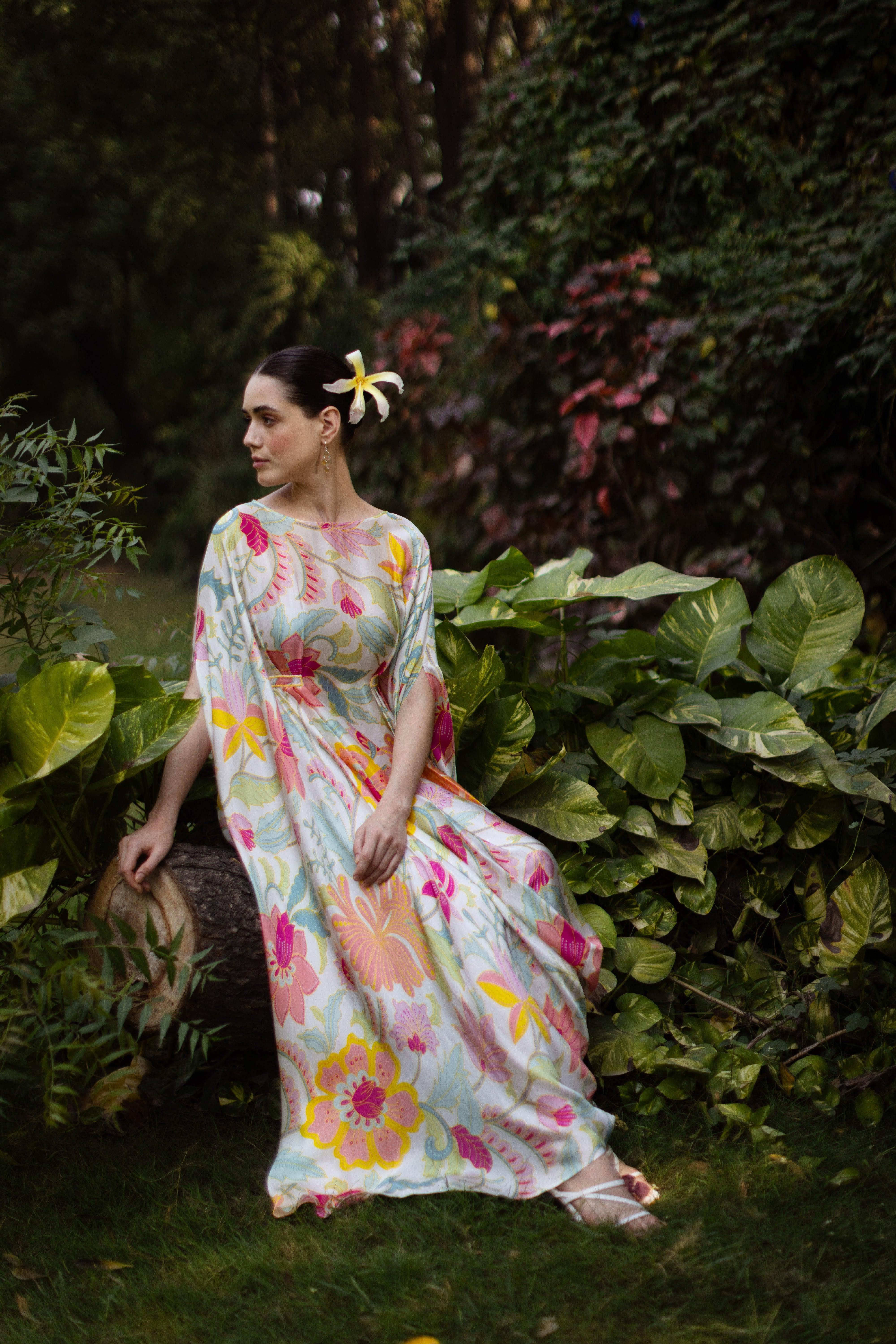 Eva Floral Kaftan Dress - Ozel