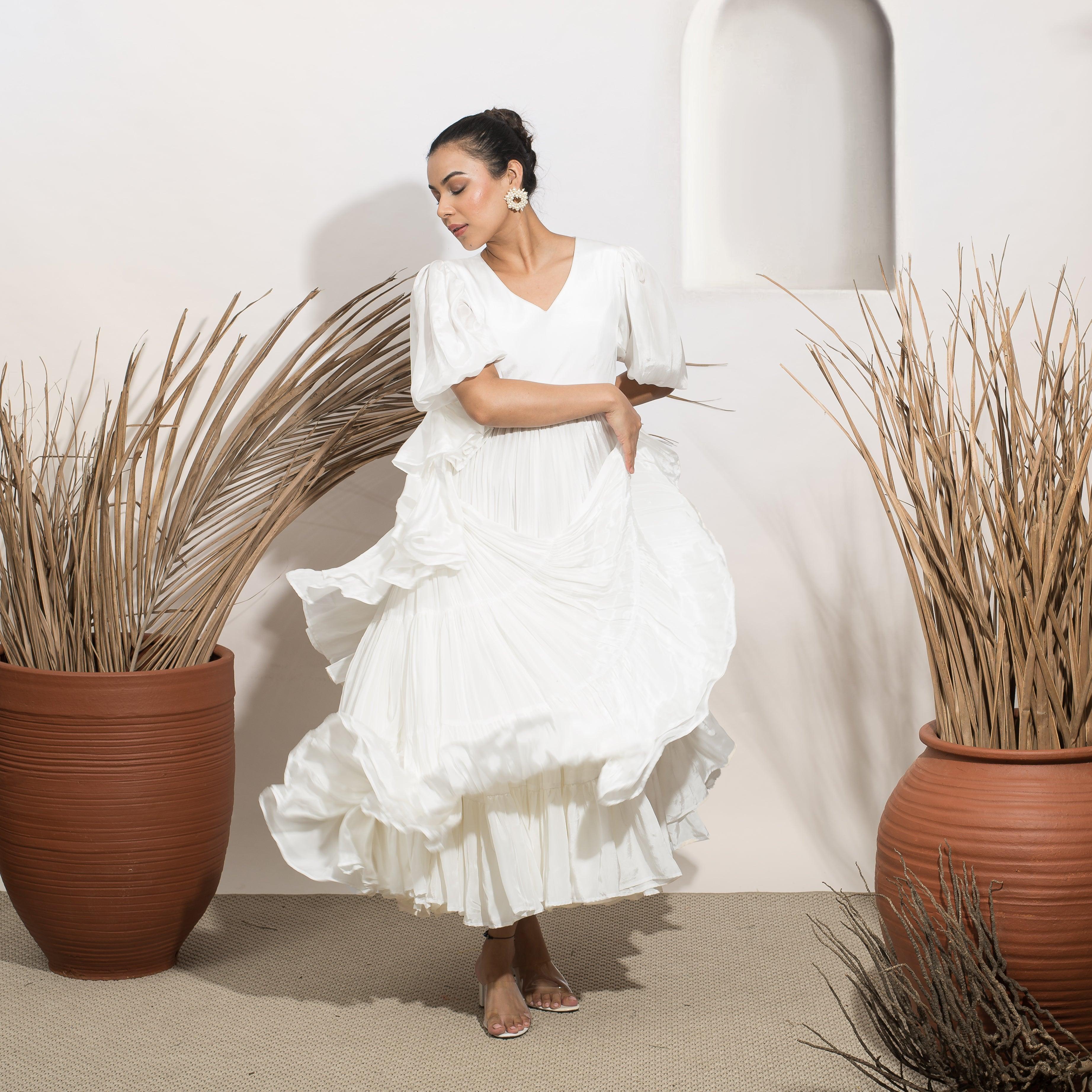 Bella Flare Dress With Cut Out - Ozel
