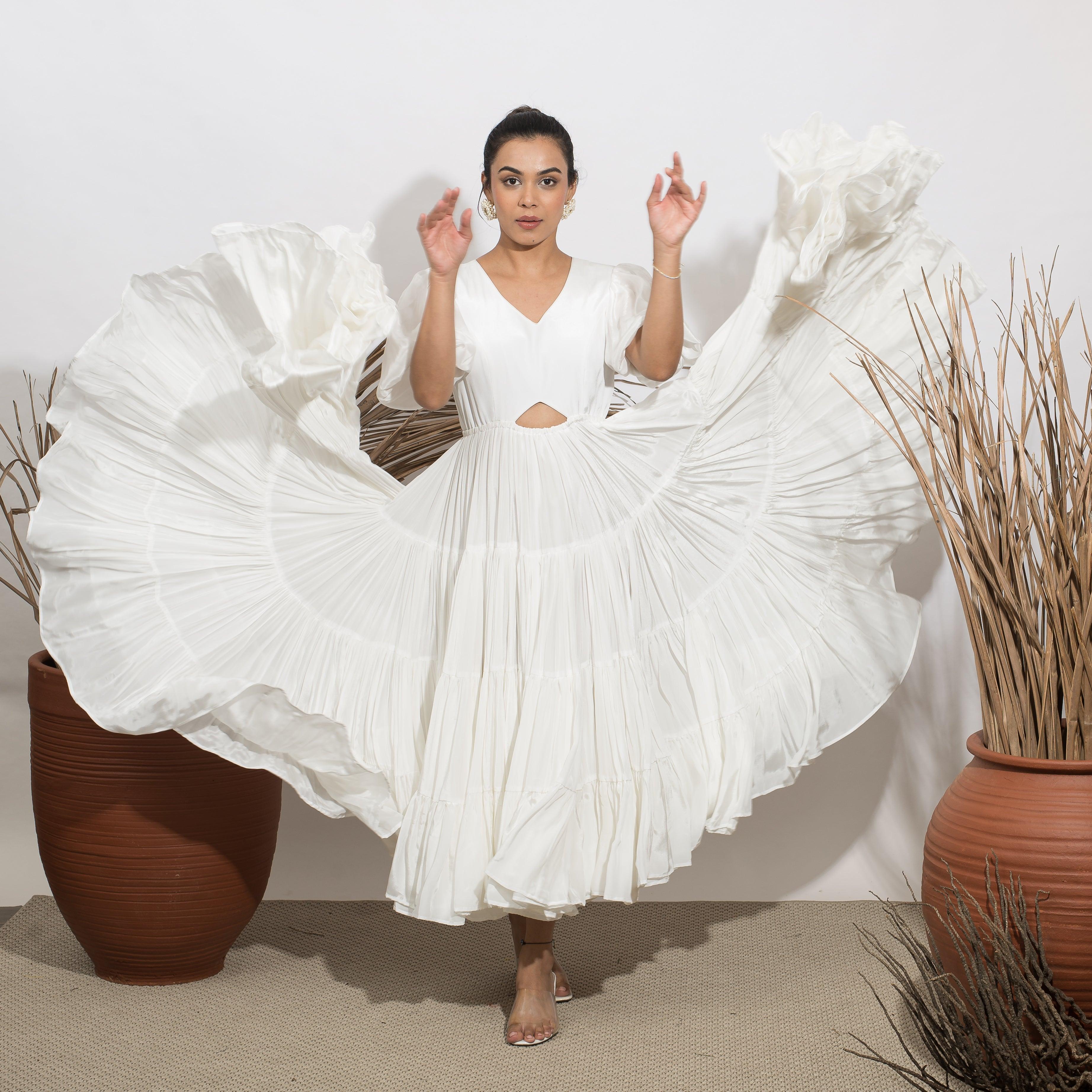 Bella Flare Dress With Cut Out - Ozel