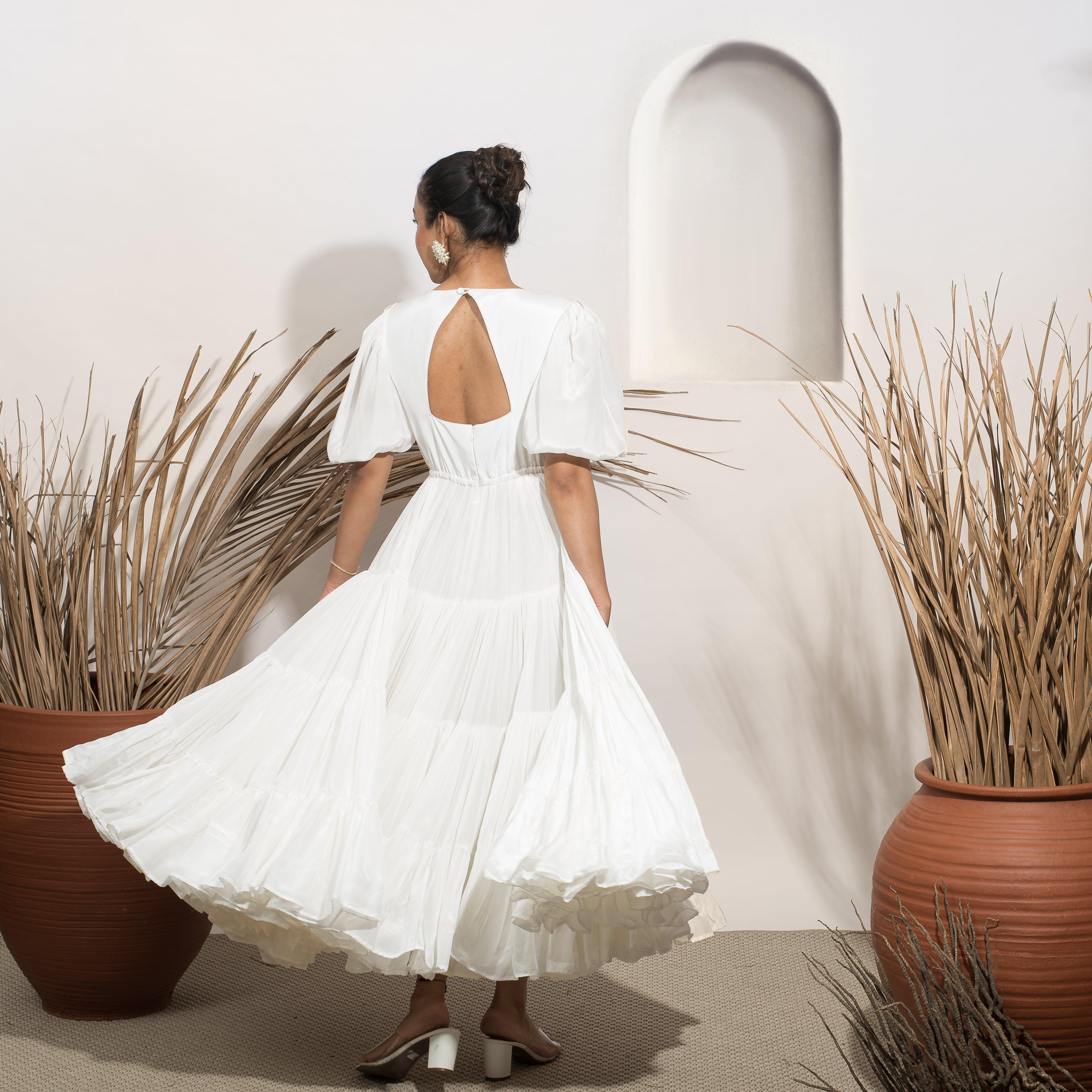 Bella Flare Dress With Cut Out - Ozel