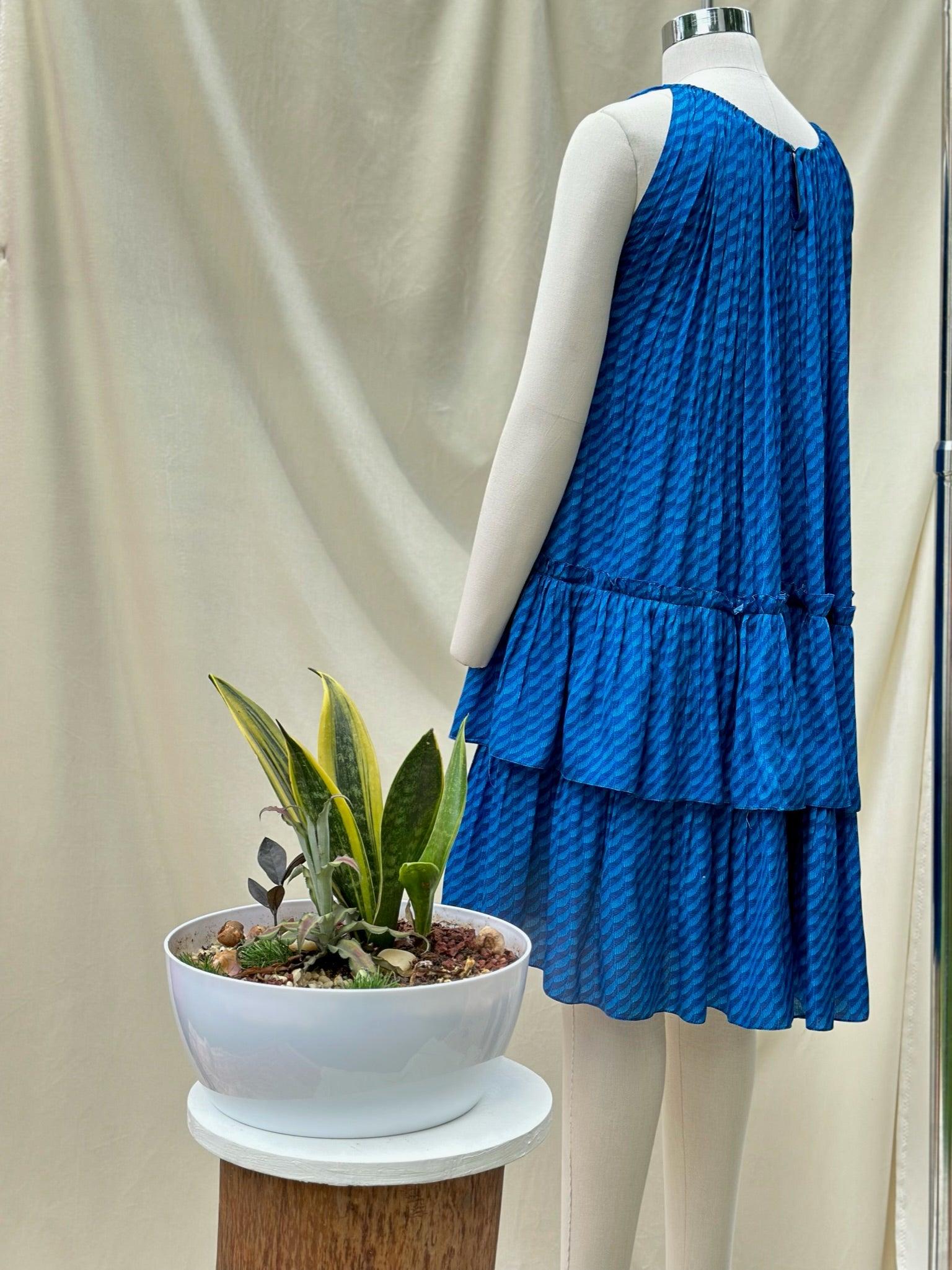 Noir Pleated Dress - Ozel