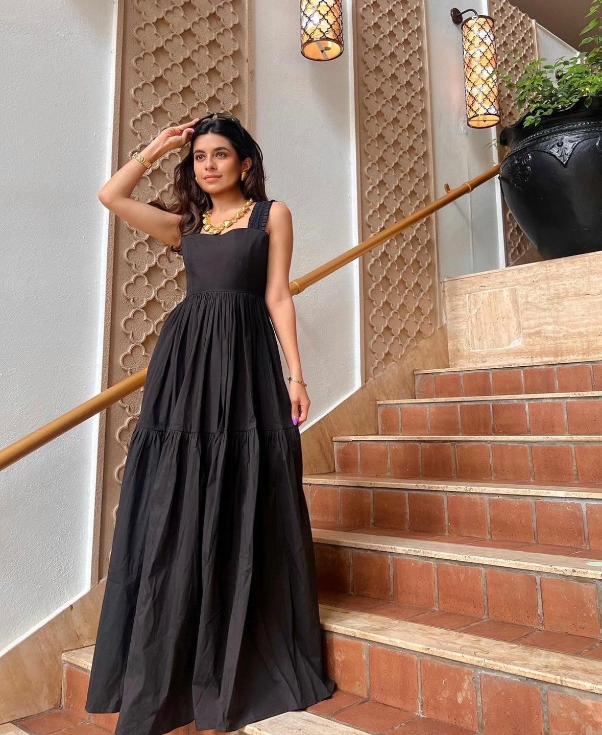 Zoe Black Long Dress - Ozel